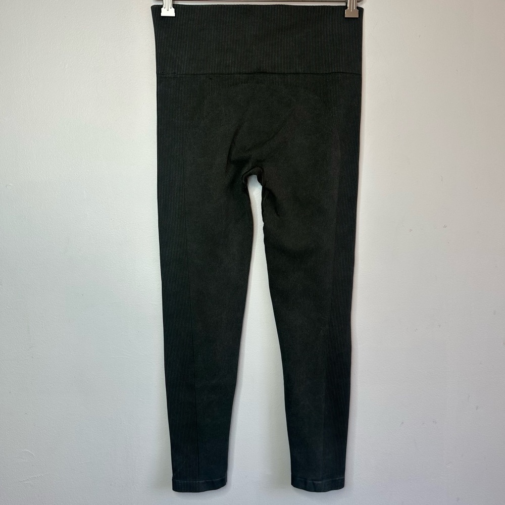 SPANX Compression Legging Size XL Gray / Green Seamless Yoga Slimming Pant - Picture 2 of 8